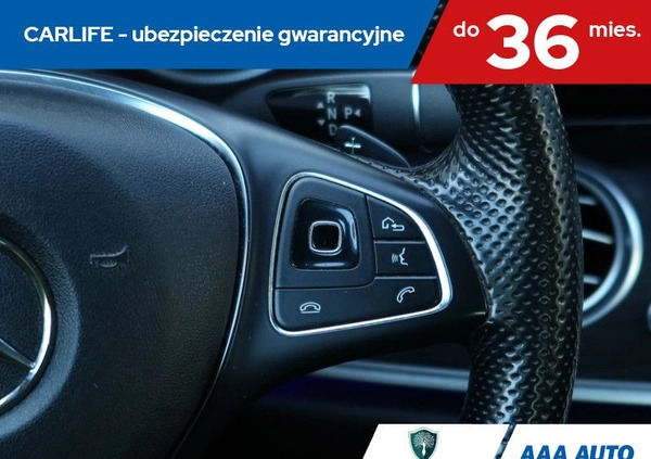 Mercedes-Benz Klasa E cena 90000 przebieg: 197272, rok produkcji 2017 z Pabianice małe 436